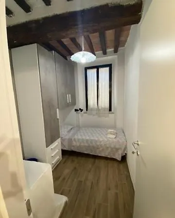 Apt Bruco Appartamento Siena